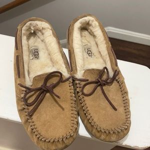 Women's Dakota Moccasin Slippers